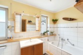Bad (1. OG.) - Attraktive Kapitalanlage – Reiheneckhaus in Weilheim | Verkauf mit Nießbrauch
