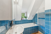 Bad mit Badewanne (1. OG.)