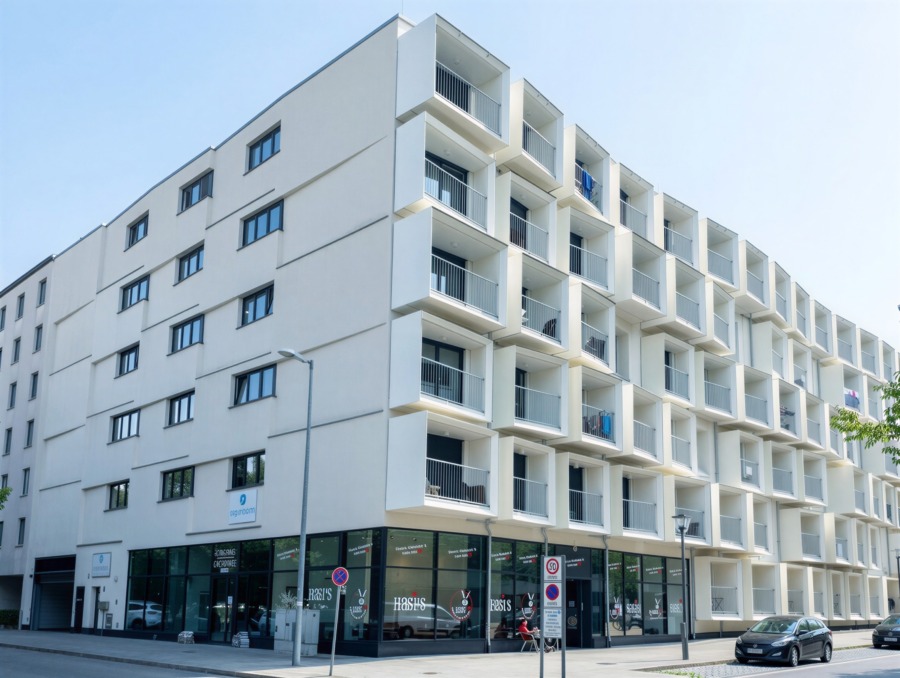 Hausansicht mit Bäckerei (EG)