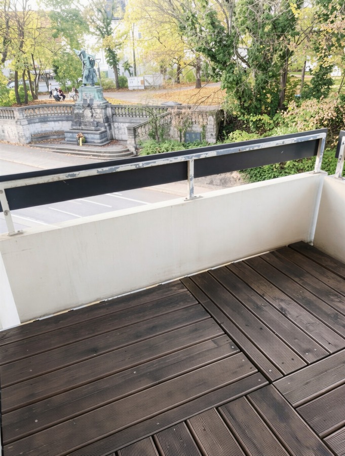 Nord-West-Balkon mit Blick